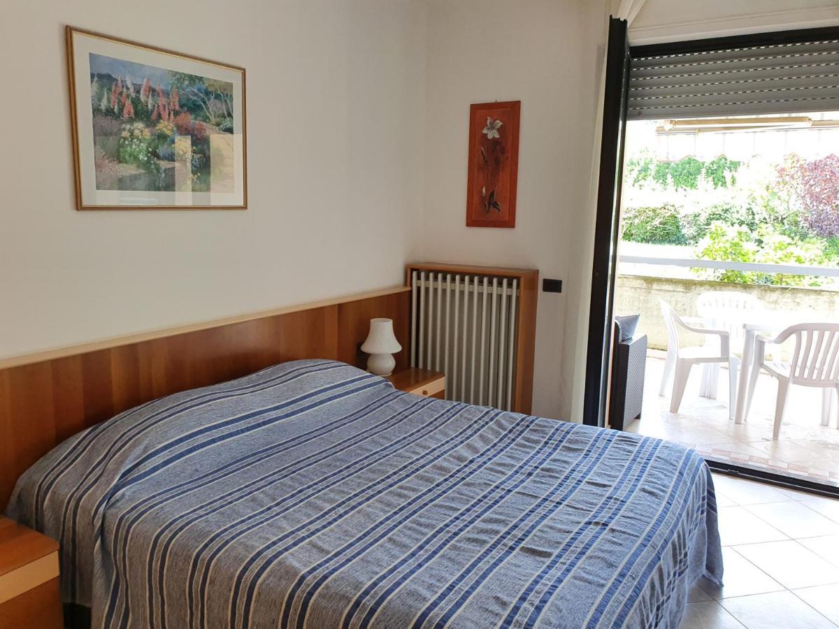 Lago Residence 代森扎诺-德尔加达 外观 照片
